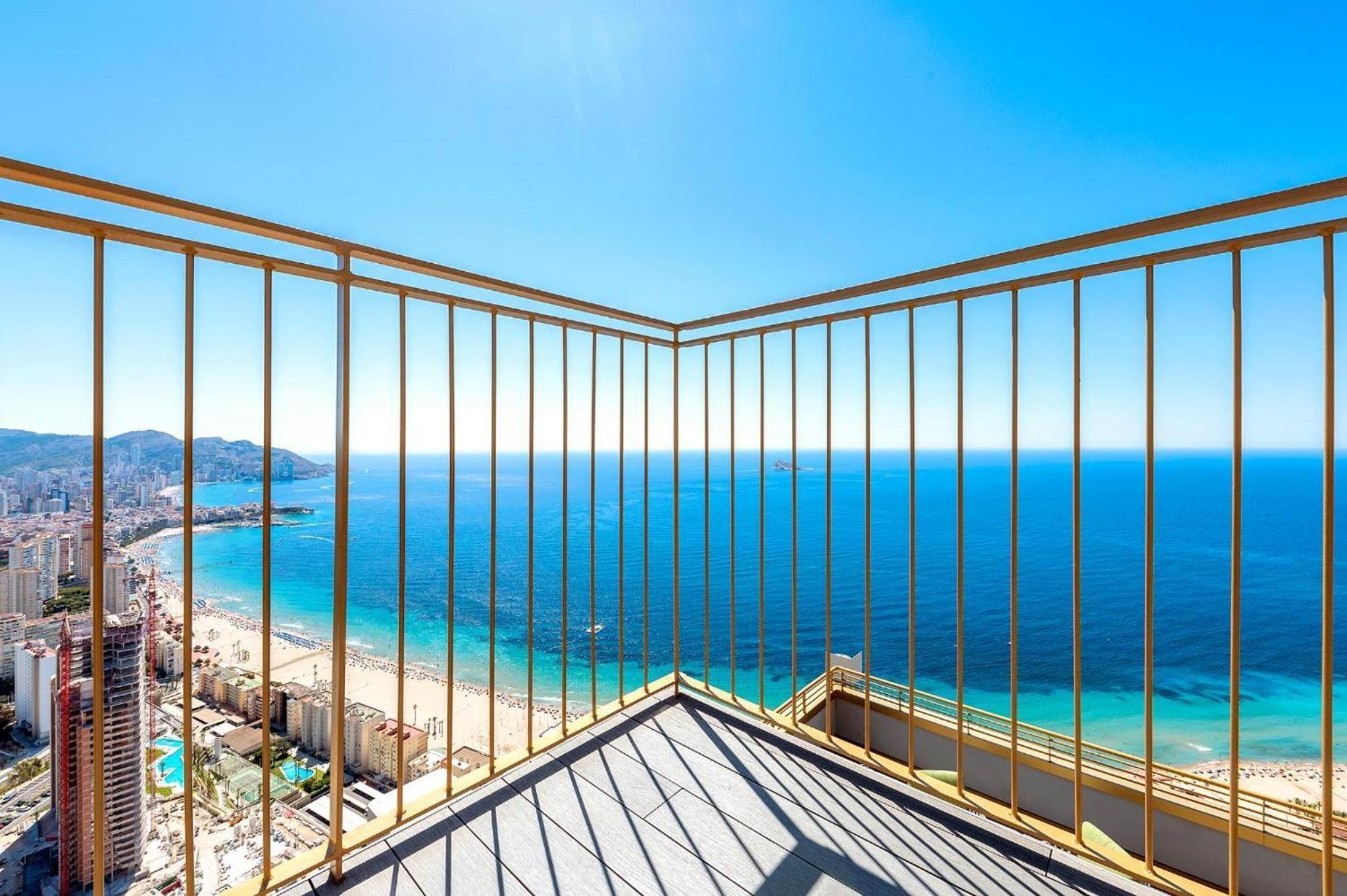 Intempo Sky Luxury Apartment 26 Floor Seaview Μπένιντορμ Εξωτερικό φωτογραφία