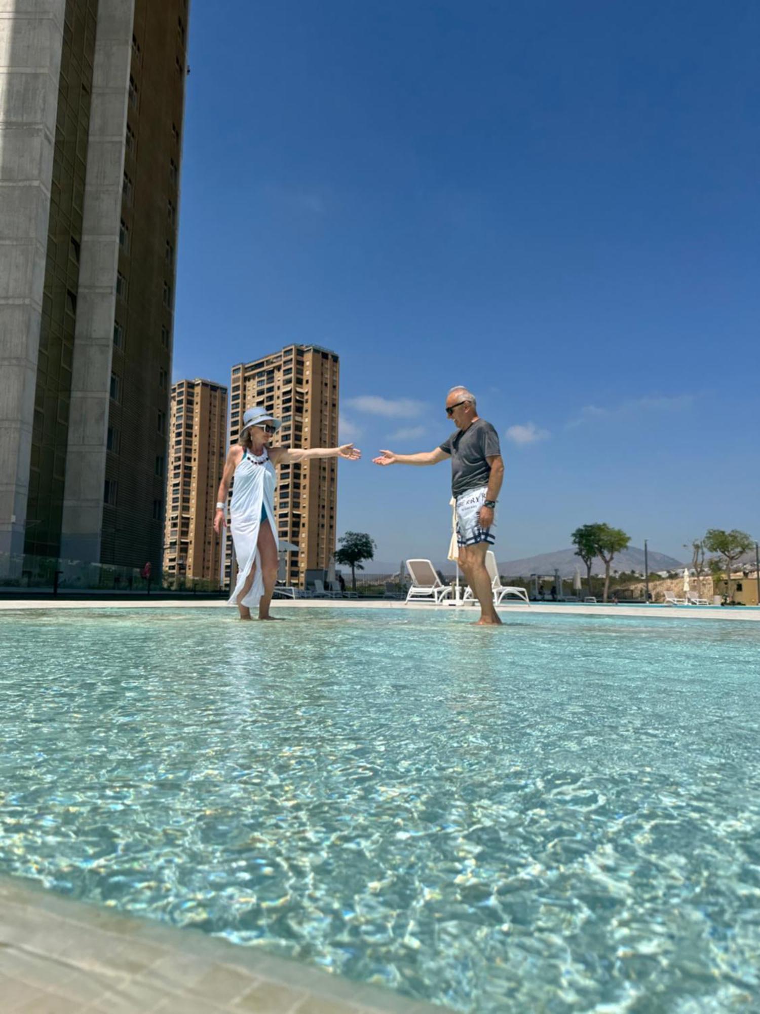 Intempo Sky Luxury Apartment 26 Floor Seaview Μπένιντορμ Εξωτερικό φωτογραφία