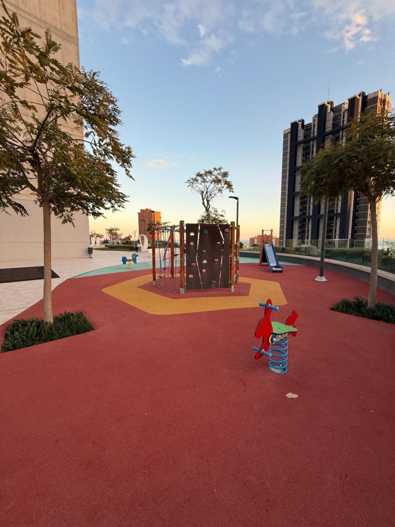 Intempo Sky Luxury Apartment 26 Floor Seaview Μπένιντορμ Εξωτερικό φωτογραφία