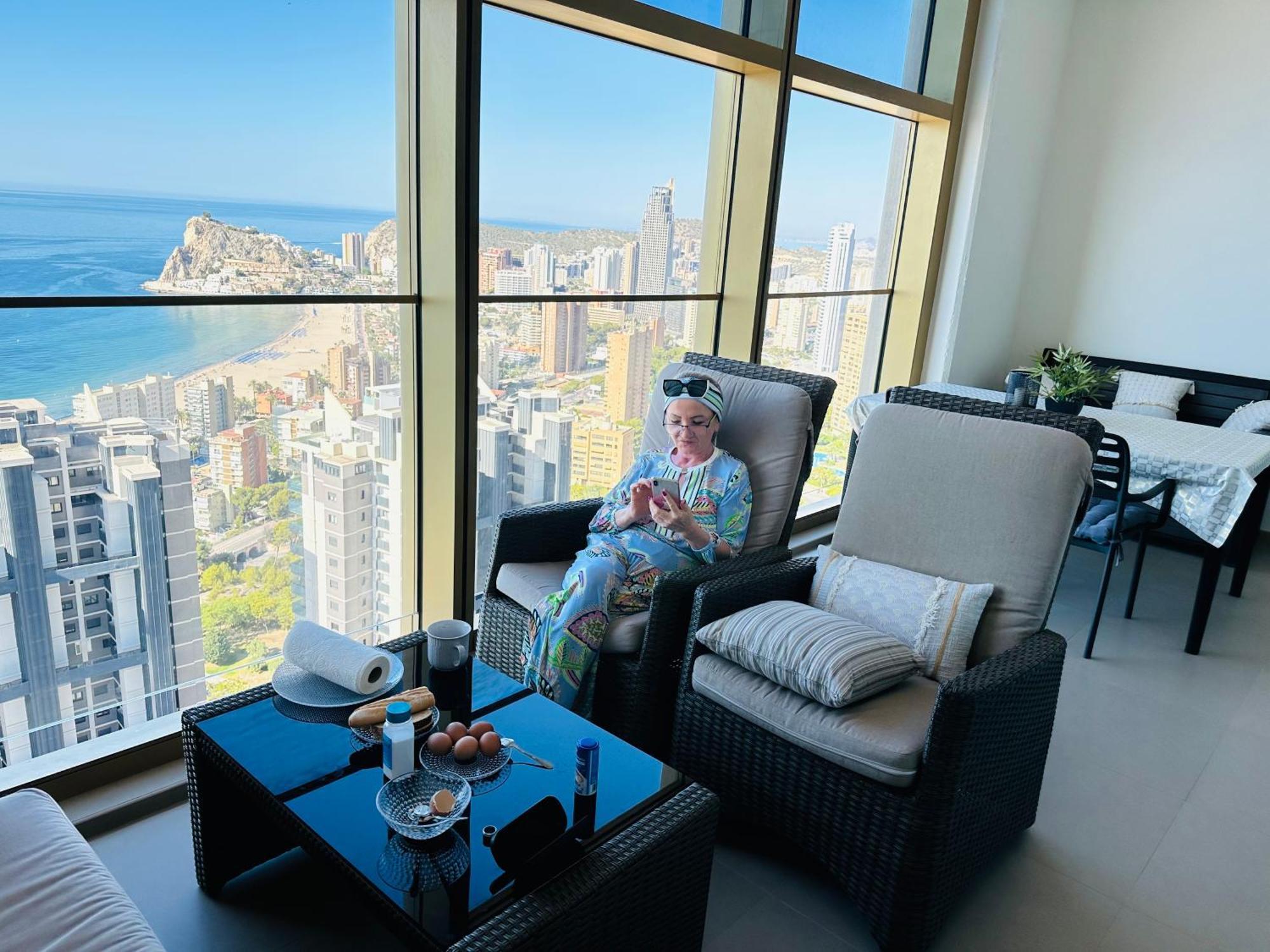 Intempo Sky Luxury Apartment 26 Floor Seaview Μπένιντορμ Εξωτερικό φωτογραφία